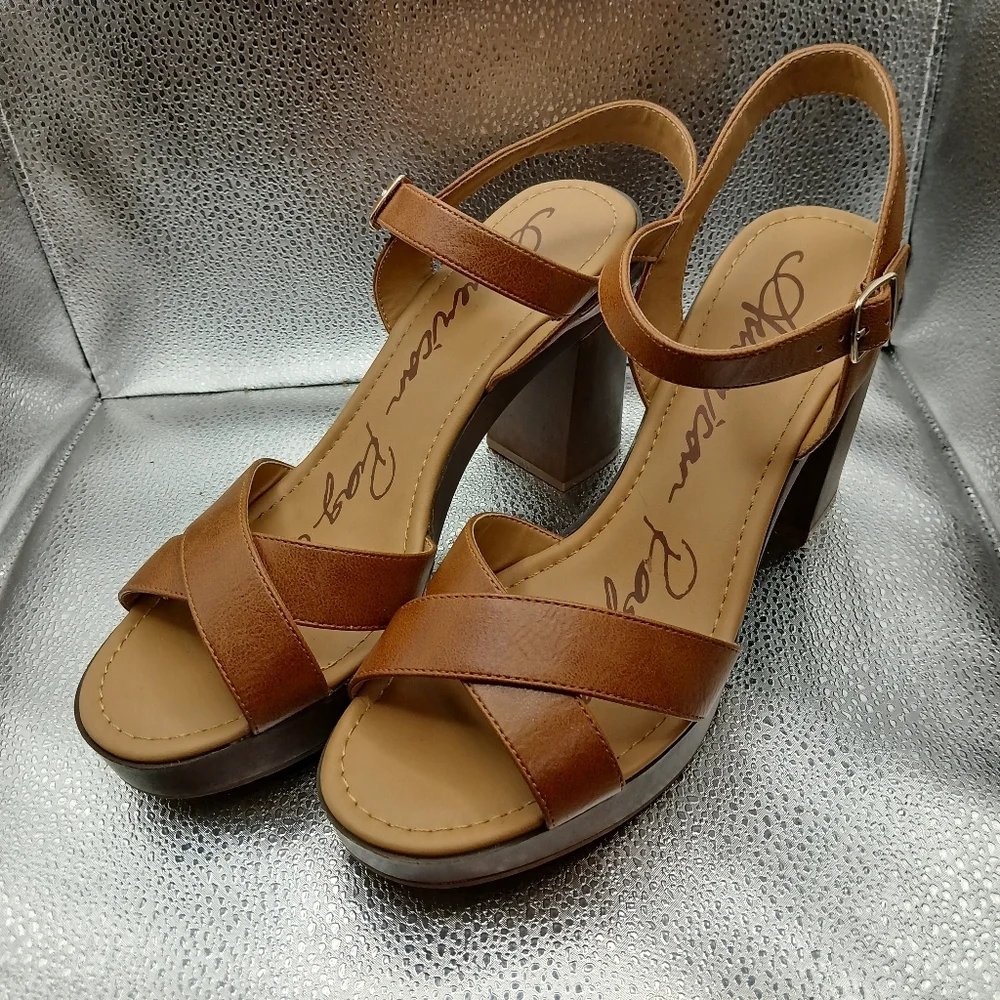 American Rag Brown Heeled Sandals Women's Size 11